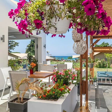 Bed & Breakfast Let It Be 3*