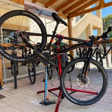 Let It Be Theológos